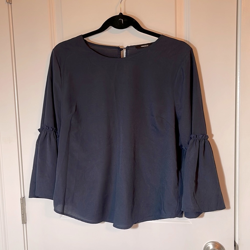 Flare sleeve top